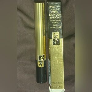 NIB Yves Saint Laurent black volume EFFET FAUX CILS RADICAL BLACK-OVER BLACK